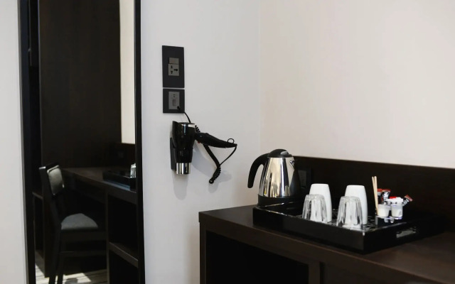 Airways Hotel London