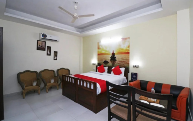 The Classic By OYO Rooms
