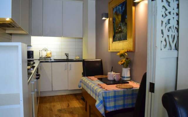 1 Bedroom Boho Home in Dublin City Centre