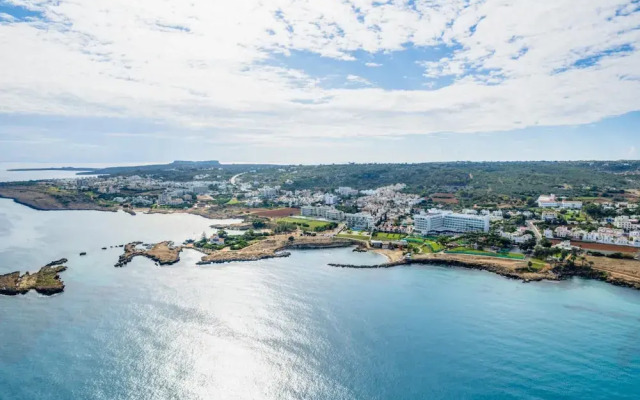 Protaras Thalassa Beachfront Suite