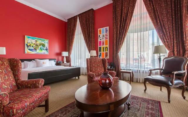 LHotel Montreal
