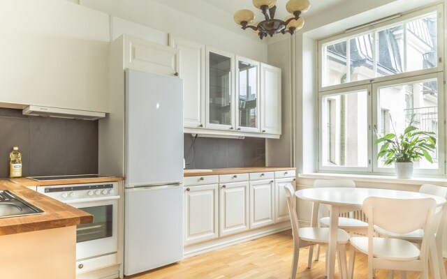 Go Happy Home Apartments