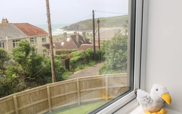 3 Praa Cove