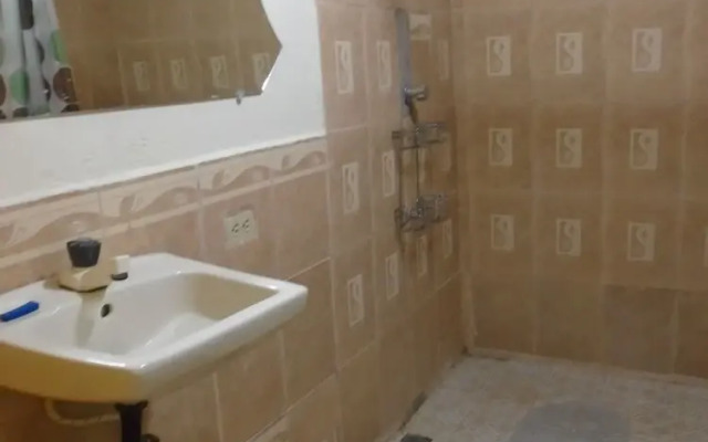 Cardena'S Hostal