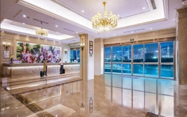 Vienna International Hotel (Hangzhou Boao Center Subway Station)