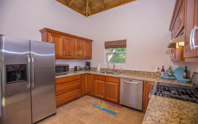 Tortuga Terrace-43 Lawson Rock 3 Bedroom Home by RedAwning