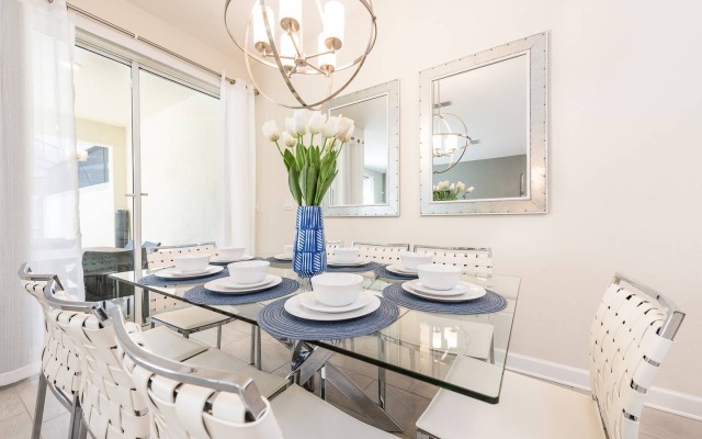 Spacious house near Disney with private pool