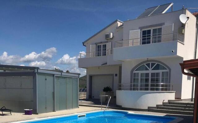 Luxury villa with a swimming pool Brodarica, Sibenik - 18803