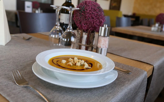 Zu Müllers Winkelhausen