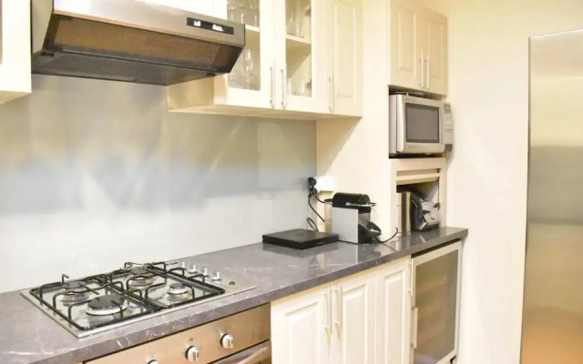 Professionally Cleaned 2bdr Villa, Great Location