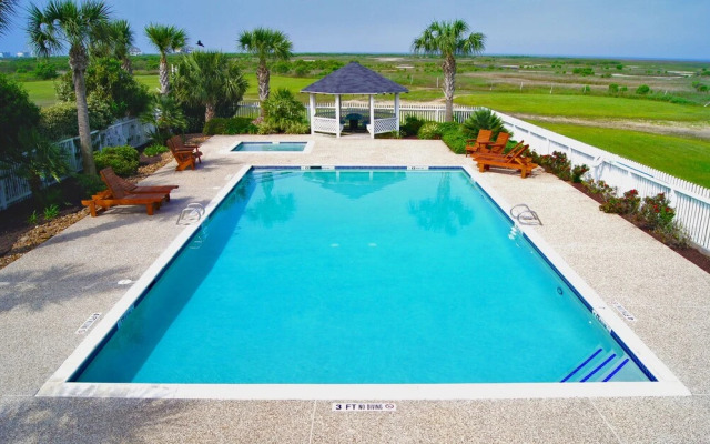 4513viewrempslnh - A View to Remember