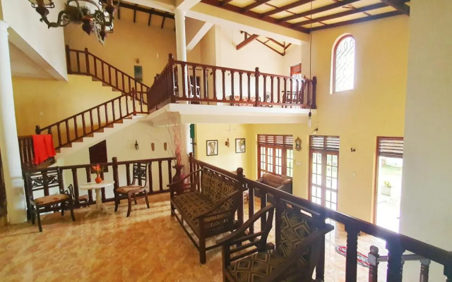 Hill House Mirissa