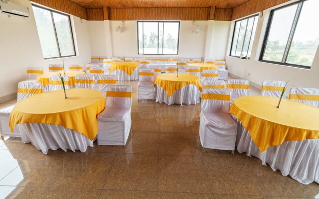 D Clarks Inn -Jim Corbett