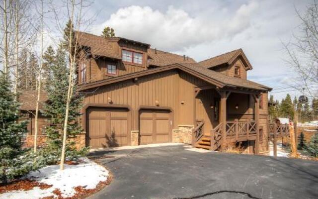 Cucumber Patch #44 Apartment