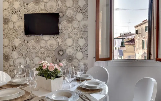 Laguna Luxury 1 by Wonderful Italy