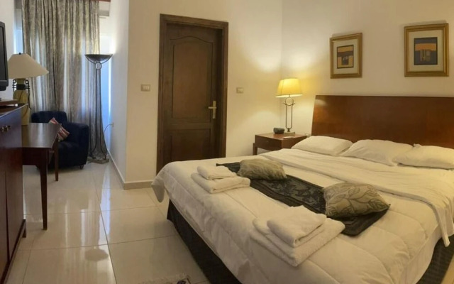 Tell Madaba Hotel