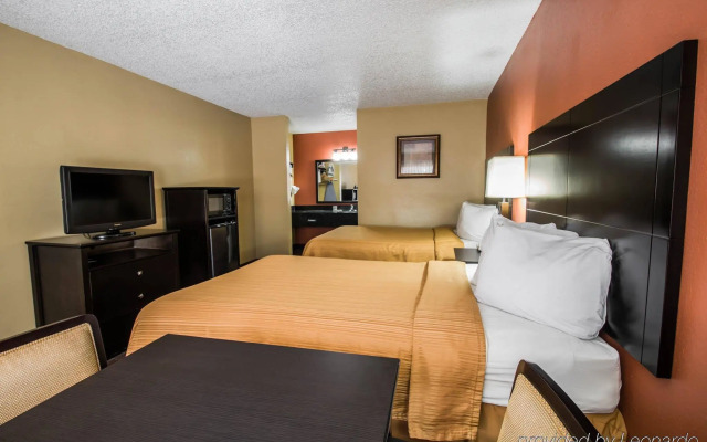 Quality Inn near Blue Spring