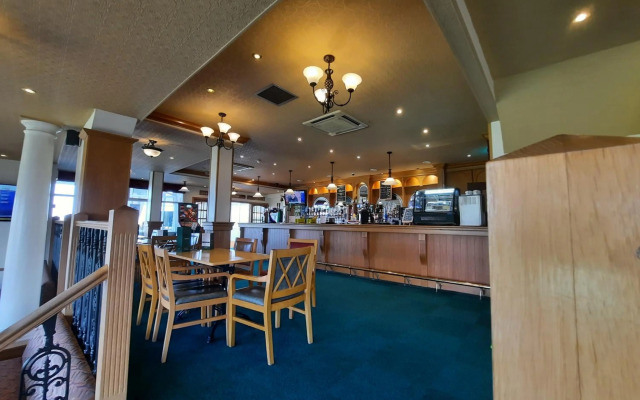 North Shore Hotel & Golf Club