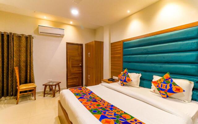 Fabexpress Golden Velvet