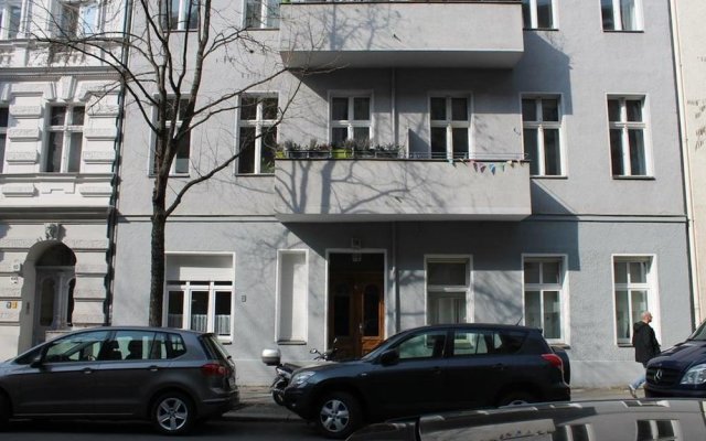 Apartments Berlin Leberstraße 58