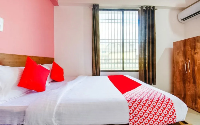 OYO 10337 Hotel Happy Journey
