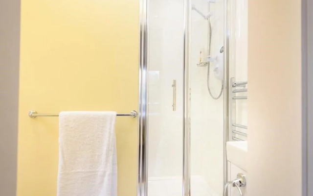 Riverside Apartments