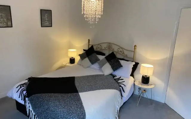 2 Bed-sleeps 4-sea View-pet Friendly-parking