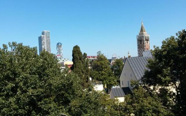 Dupleks V Starom Batumi S Vidom Na Cerkov
