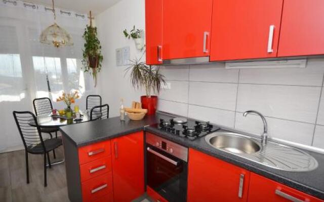 Sunshine Apartment