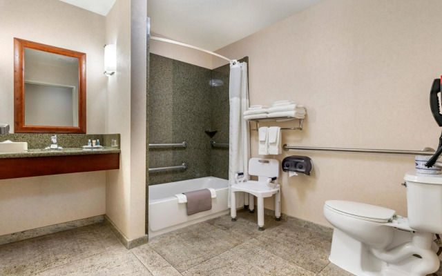 Comfort Suites Fernley