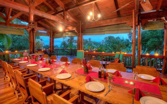 Playa Nicuesa Rainforest Eco Sanctuary