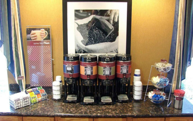 Hampton Inn Hutchinson