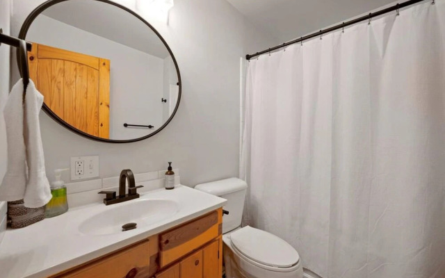 Cabin Creek Fire Pit Hot Tub