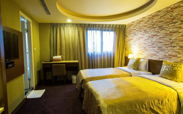 Luckynews Classic Hotel