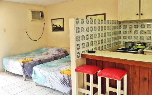 Deluxe Montego Bay Club Studio & Suites