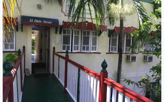 Coral Lodge Bed and Breakfast Inn