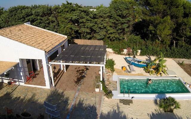 Jabia Beach House - Villa on the Beach - Private Beach