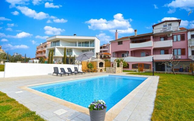 Apartments Margareta 742