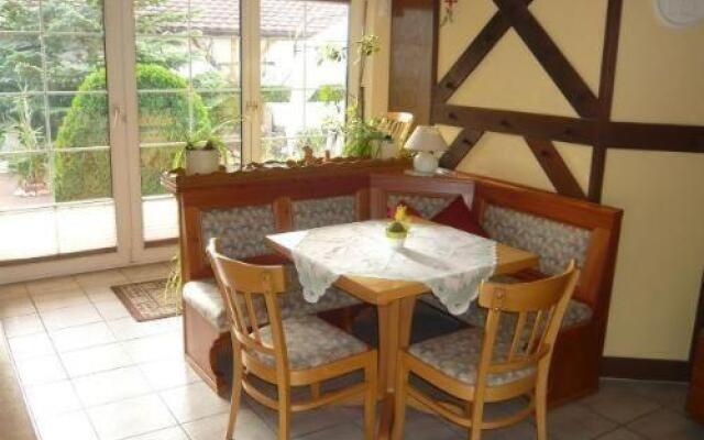 Ferienwohnungen-Roder-Ferienwohnung-I