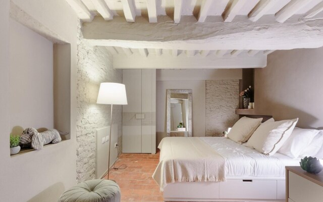 THE Smart Lucca Apartment Suite Inside the Walls