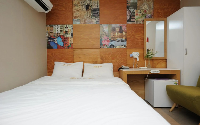 Hotel MIDO Myeongdong