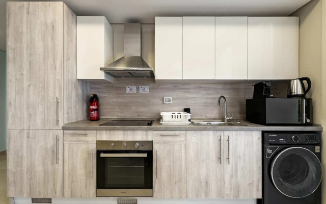 Xuru Stays I Modish & Magnific 2bdr @ Mangroovy Pool & Beach Access