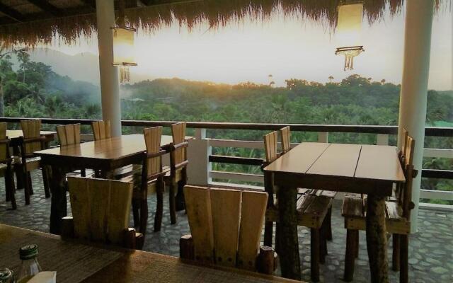 Jalyn's Resort & Restaurant