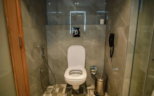 Ramada Encore by Wyndham Lucknow Airport