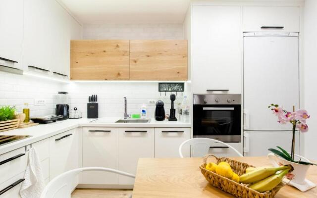 19th Century Luxury Maisonette in the Center