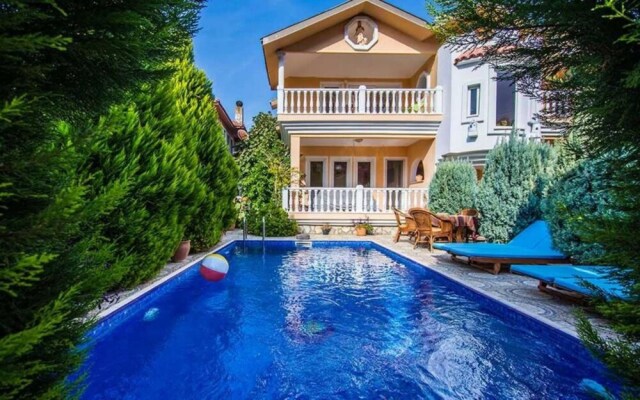 Stunning Villa With Private Pool in Ortaca Mugla