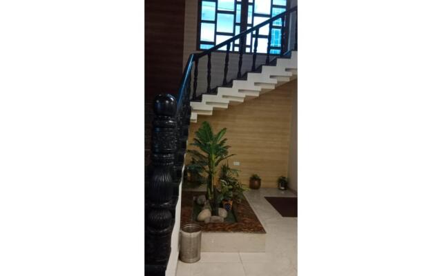 Goroomgo Prem Manor Roorkee
