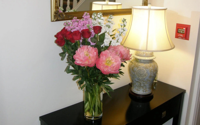 Ponsonby Manor