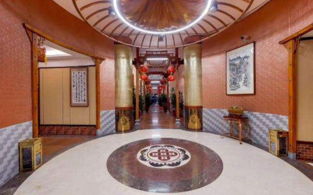 Fengyuan Hotel