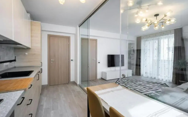 THE MIMI - Cozy Central Studio with Balcony